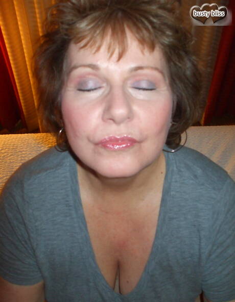 TAC Amateurs are excited to present you with a photo gallery showcasing Busty Bliss in handjob scene